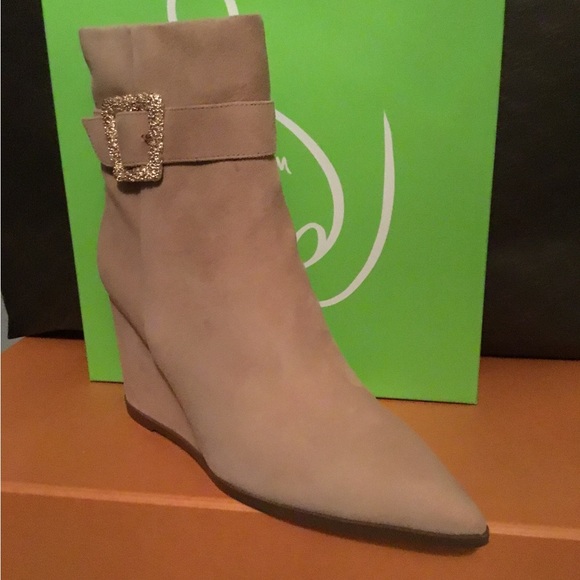 Sam Edelman Booties - Picture 4 of 13